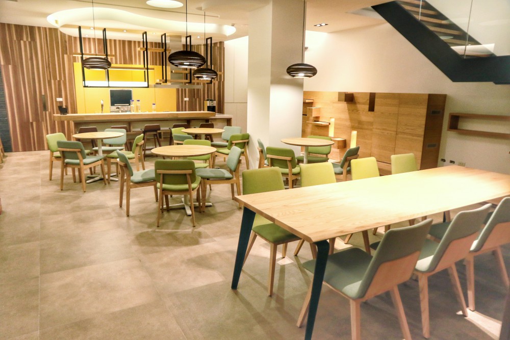 DORIS HOME 朵麗絲的家