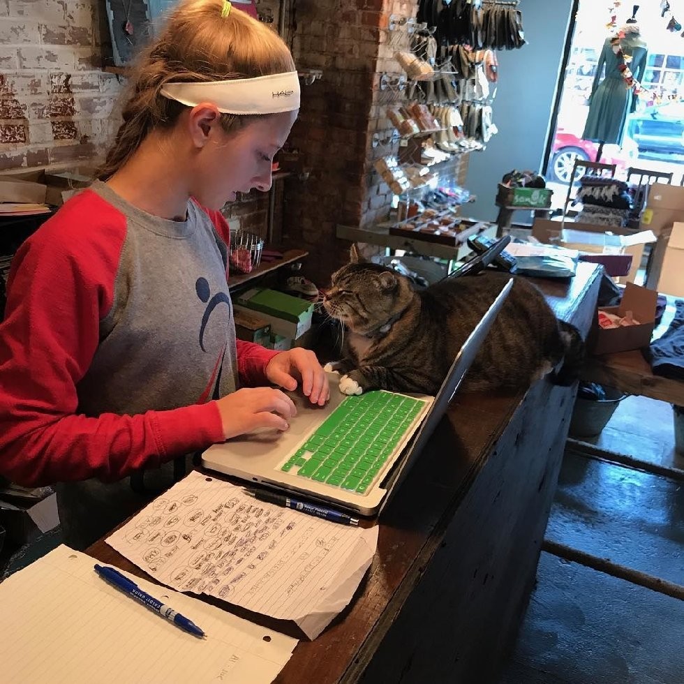 @larry_the_security_cat