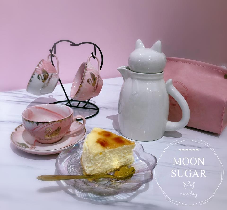 Moon Sugar月亮糖糖喵樂園