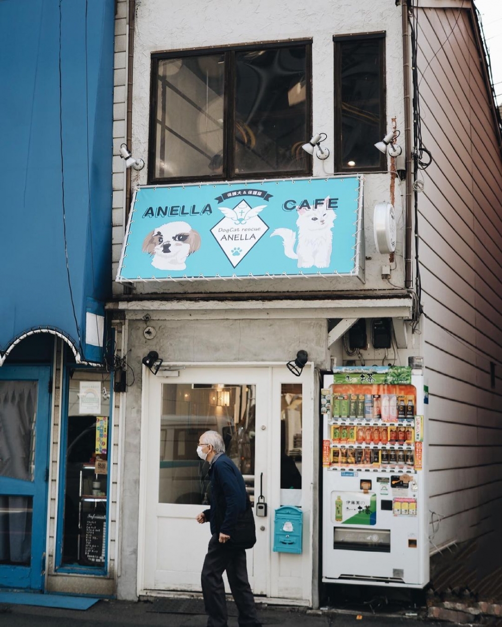 ANELLA CAFE新宿店