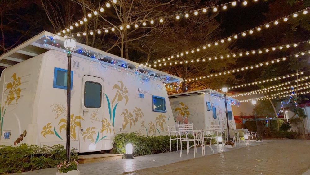 詩情花園渡假村露營車