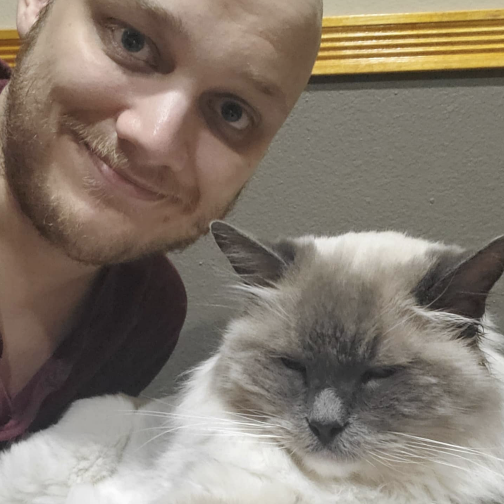 甘尼與飼主的合照。