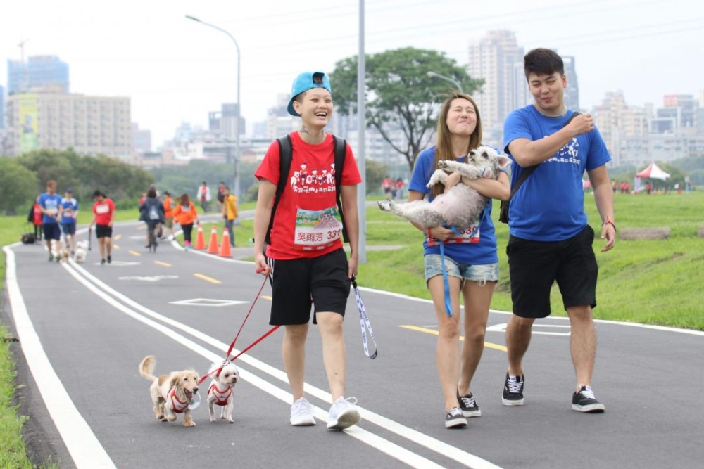 藉著今次機會促進家庭與寵物的感情。
