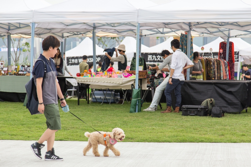 除了親子及寵物慈善跑之外，還有市集呢！
