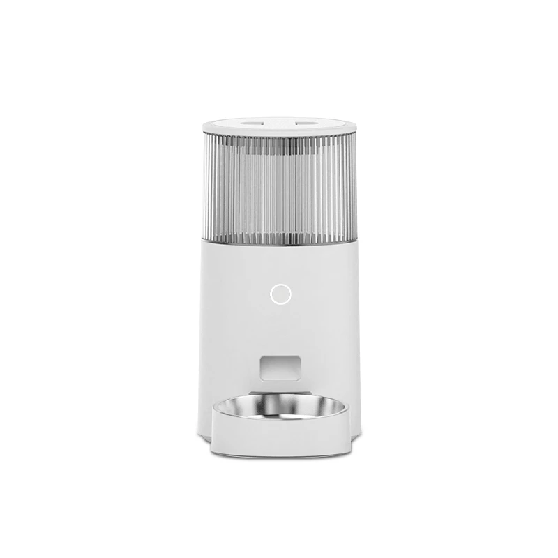 智能AI餵食,不在家也不用擔心毛孩受餓。