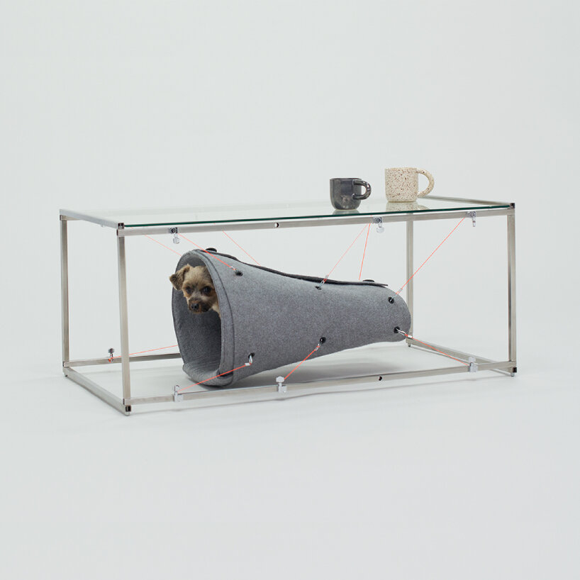 原研哉透過Architecture for DOGS計劃，思考人與寵物之間的共生關係。