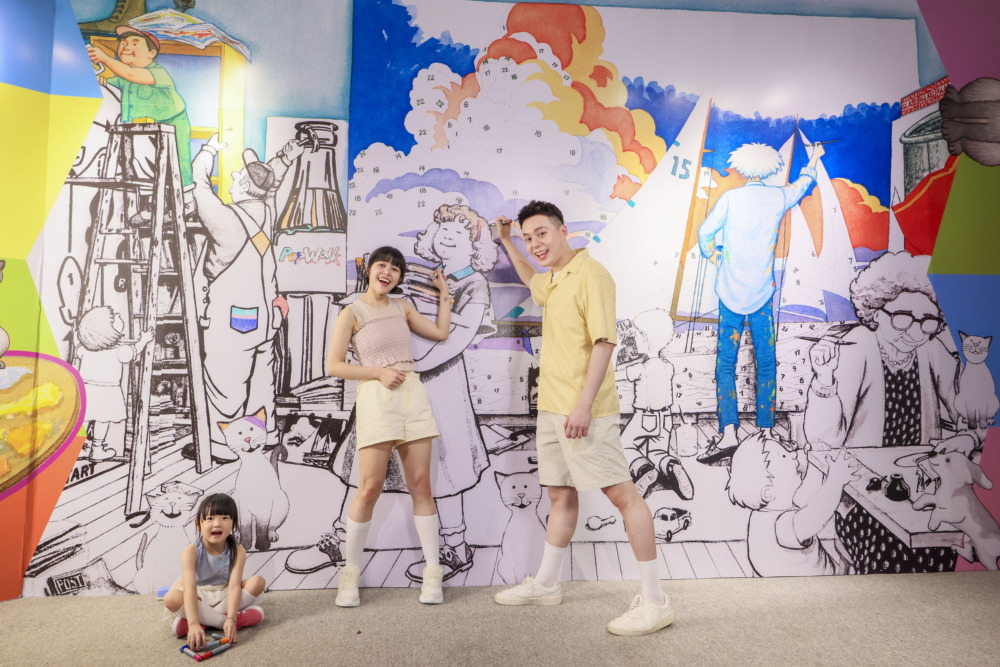 。孩子們可以參加「Color up the Day」，在故事牆上添上色彩～