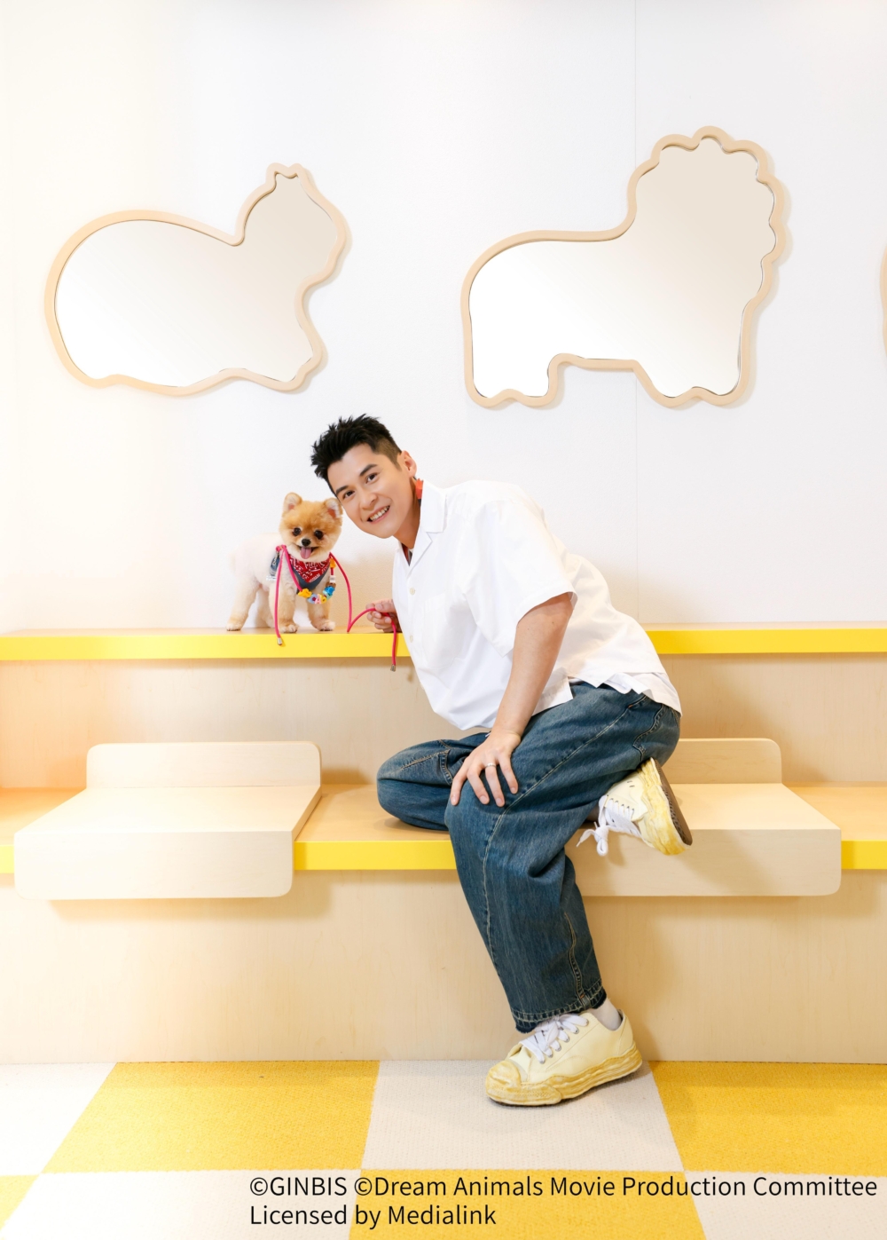 顧客可挑選心儀動物粒及字母粒，拼湊出獨一無二的手機電話繩。 