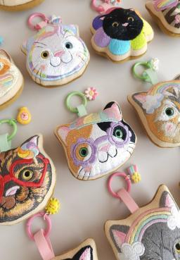 精選寵物與文創品牌展銷區。