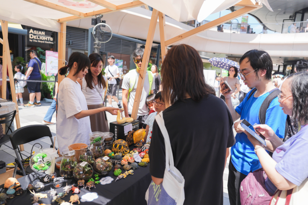活動期間消費仲有機會換領總值高達 HK$350 餐飲同購物券。