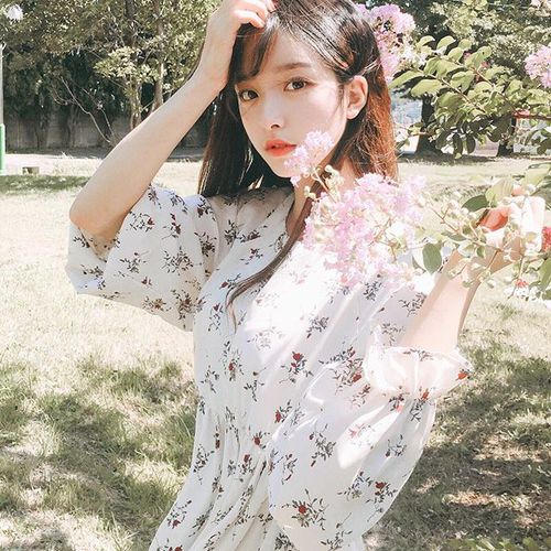 pose