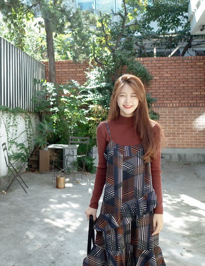 cherrykoko http://en.cherrykoko.com/product/-10-29%EC%9D%BC-%EC%9E%85%EA%B3%A0-basic-round-knit/37196/cid/2180