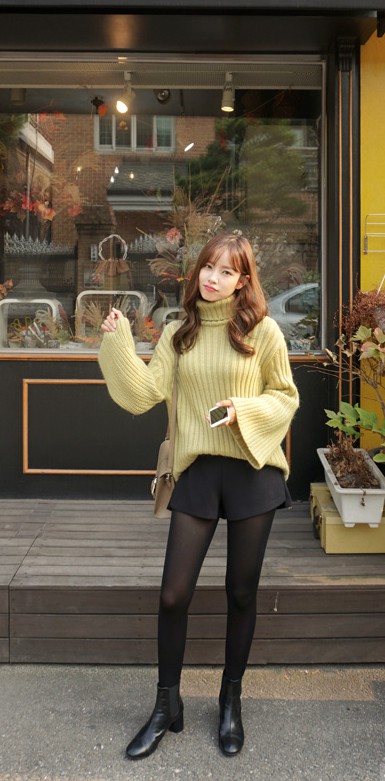 cherrykoko http://en.cherrykoko.com/product/tired-knit/38096/cid/2180