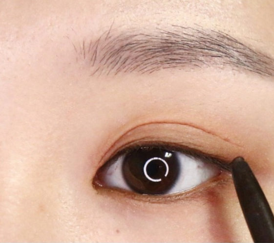 eye makeup