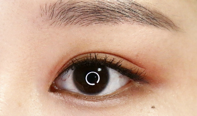 eye makeup