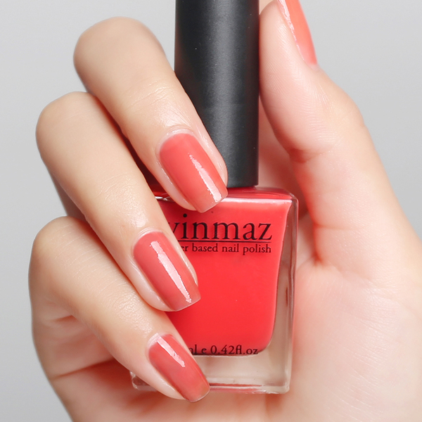 nail