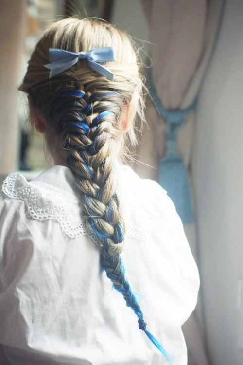weheartit http://weheartit.com/entry/247694686/search?context_type=search&context_user=delicate_whisper&page=8&query=ribbon+hair
