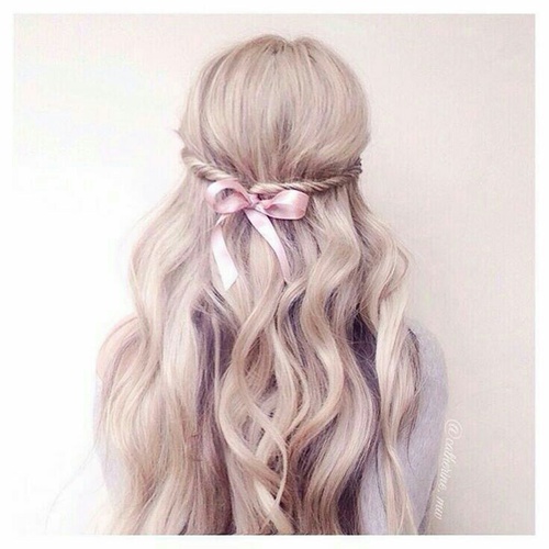 weheartit http://weheartit.com/entry/257754557/search?context_type=search&context_user=valeria7777777&page=3&query=ribbon+hair