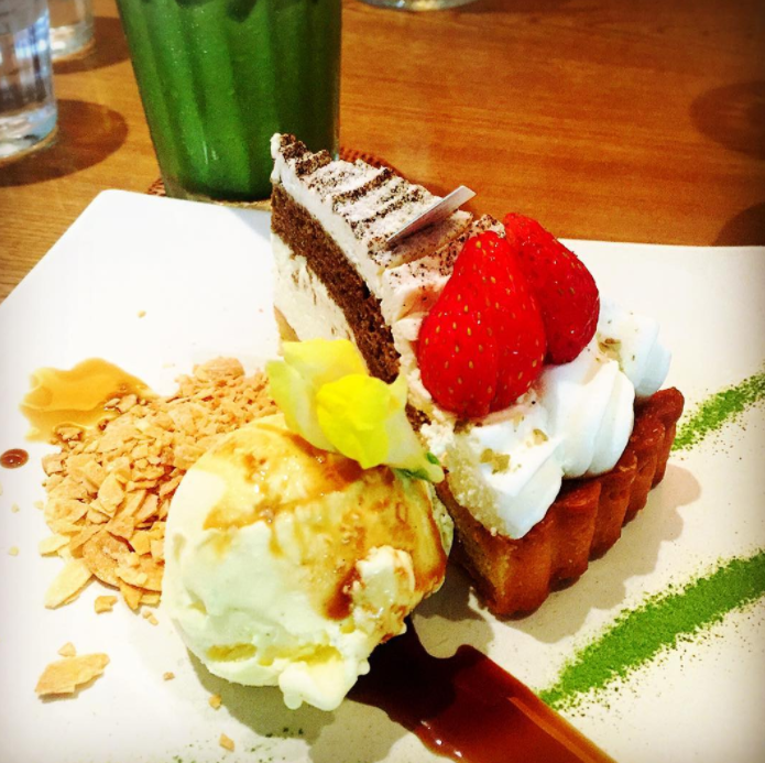 instagram