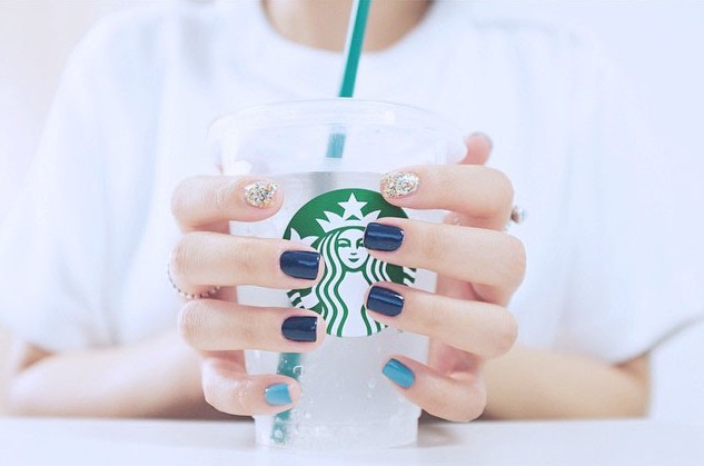 nails