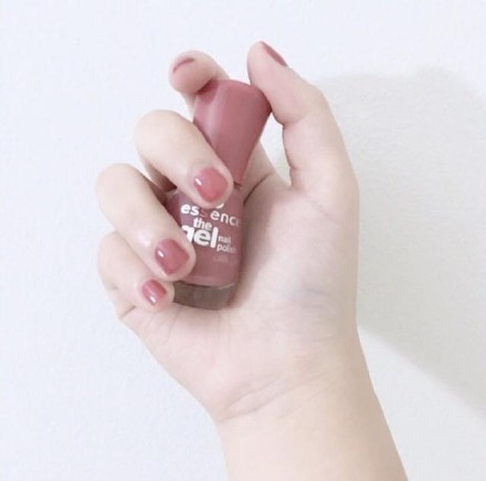 NAILS