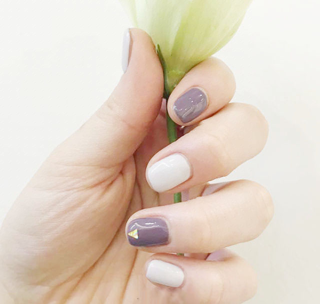 nails