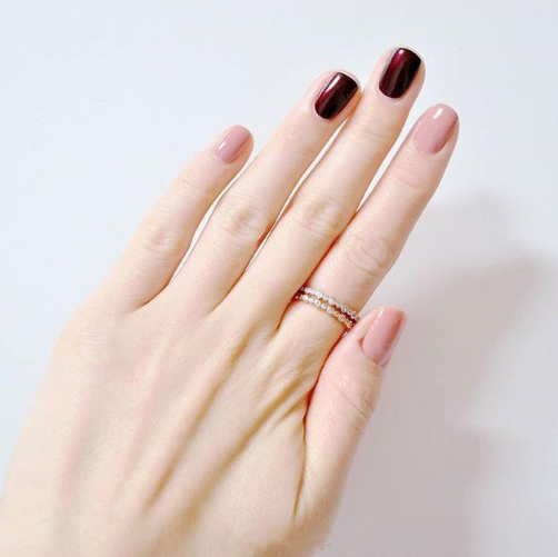 nails