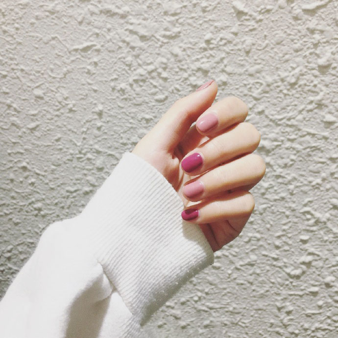 nails