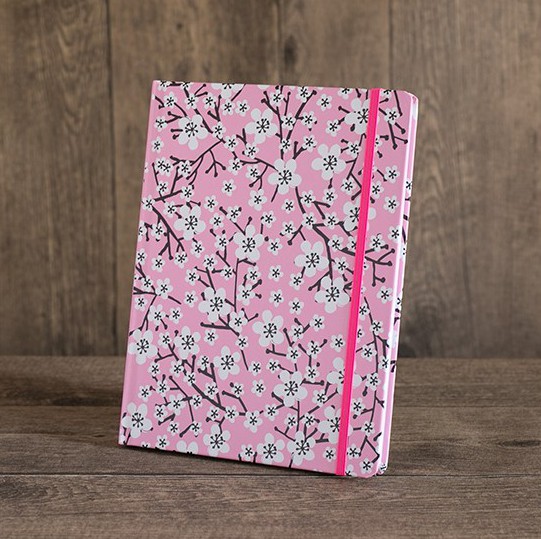 fefewfwefw_0005_Starbucks_Spring-Sakura-Journal-