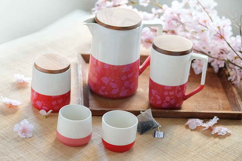 fefewfwefw_0023_Starbucks_Spring-Starbucks®-Teavana™-Series-1