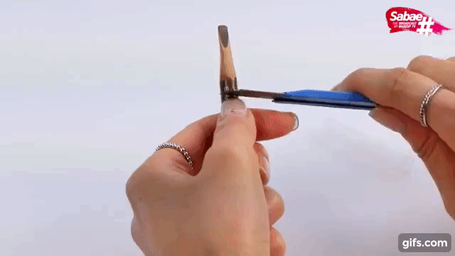 eyebrow