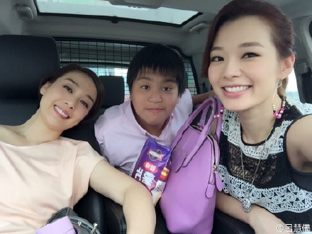 67a012c5jw1f37o1mwvryj20rs0kujw1