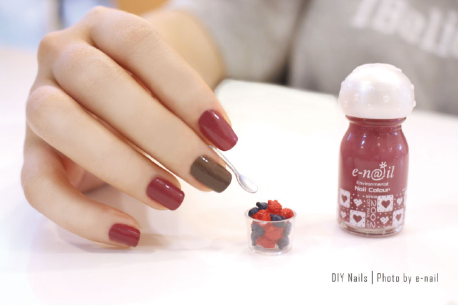 e-nail