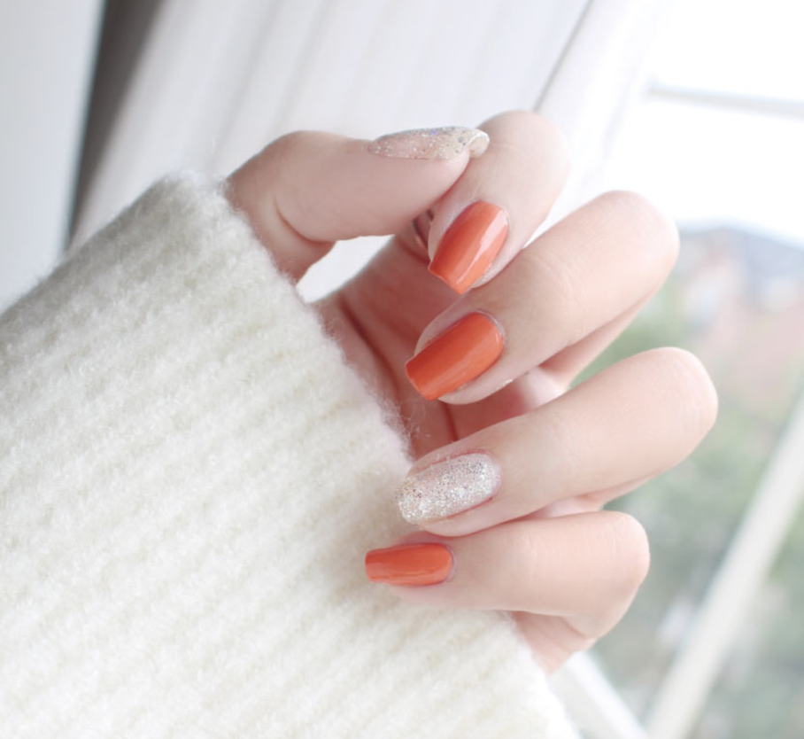 e-nail