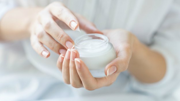 moisturize_625x350_61446624365