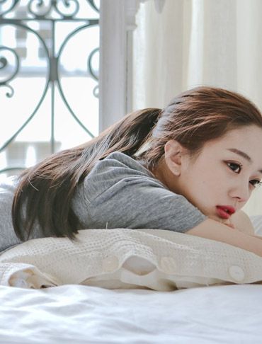 pinkage http://pinkage.net/Product/Detail/view/pid/2503/cid/490/spn/Rolling-ponytail-Alice-Supreme-Yarns