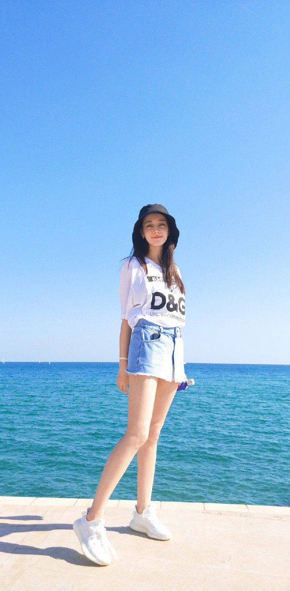 3d41e4f3154fdbbba48a3044d6dc32901502436107_watermark