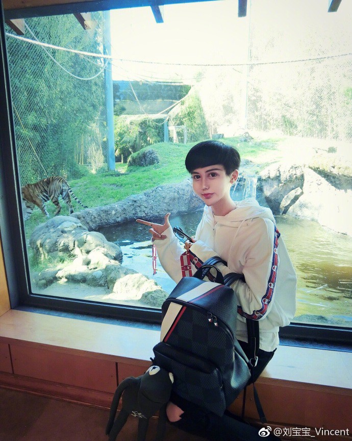 006rEKobgy1fhpdh4mnoej315o1g3x4d