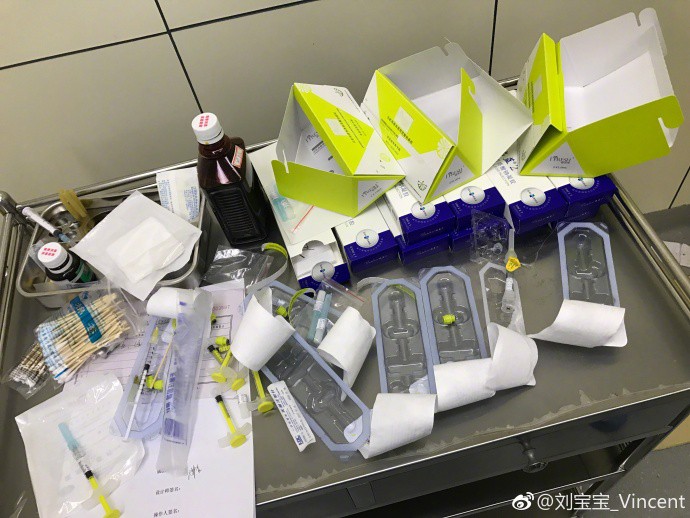 006rEKobly1fj5a0ajfavj33402c0x6p