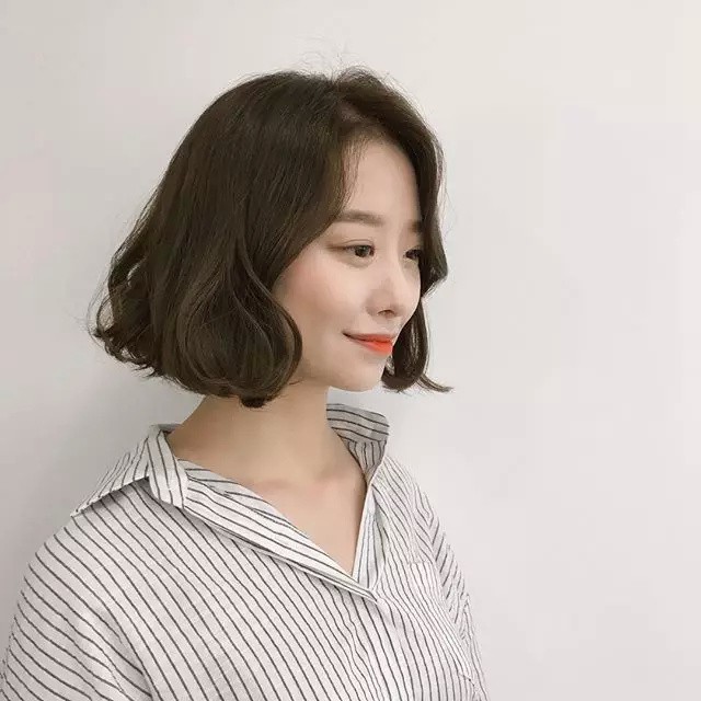 92220d38ly4fjnqxrc4epj20hs0hsmxm