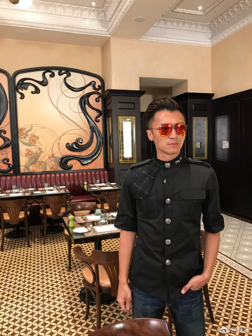 006R1L8Nly1fjr31bbabnj32c0340kjm