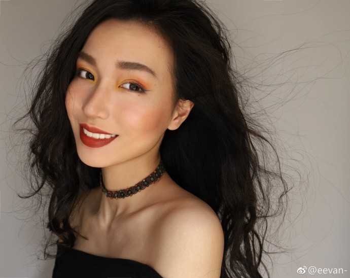 66f98e34gy1fk9v9mh908j23jl2tfqvb