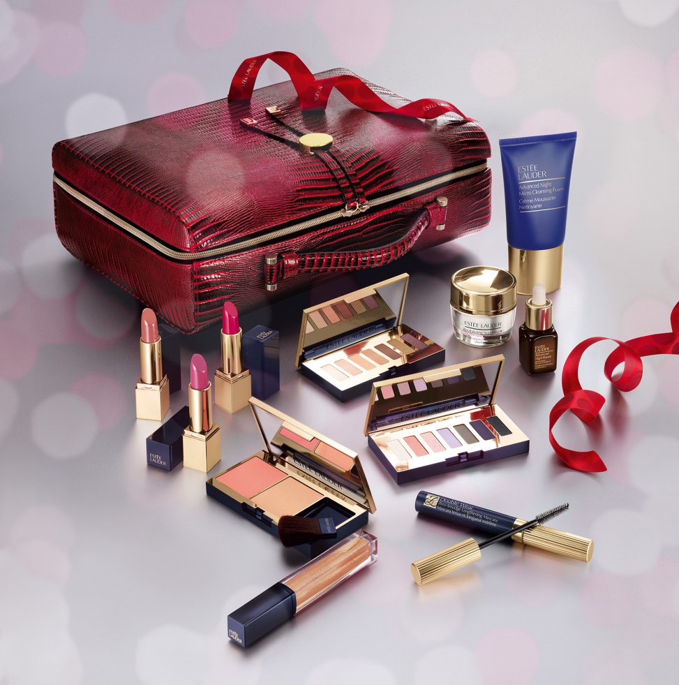 Estée Lauder_HOL17_Gift with Style Christmas Box_Visual