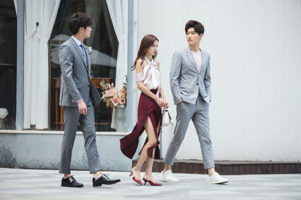 006Q03xKly1fidrmvzsigj32oj1sdx6r