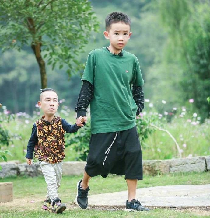 12b07b0c33ly1flrr736srij20sg16odke