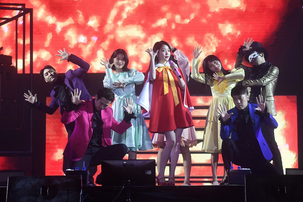 37932007194_137b529a1e_b