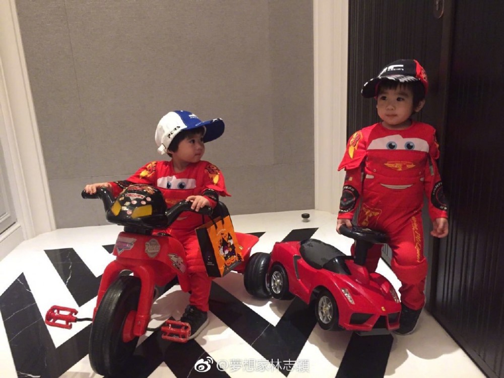 5fe0e4fbgy1fl1os8hxdnj20zk0qo78d