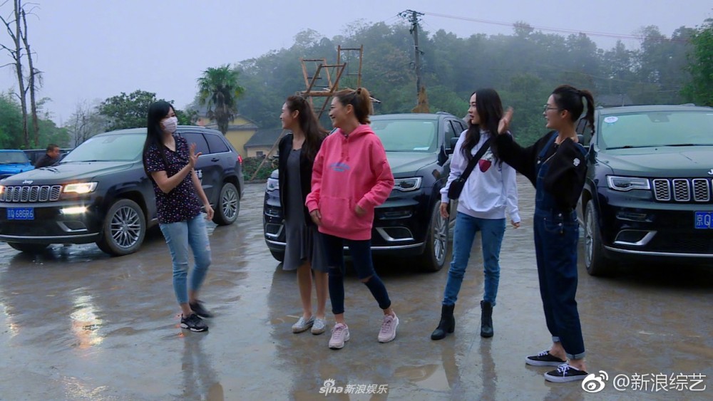 6ff51fefly1fl2ghofhouj20zk0k0wuo