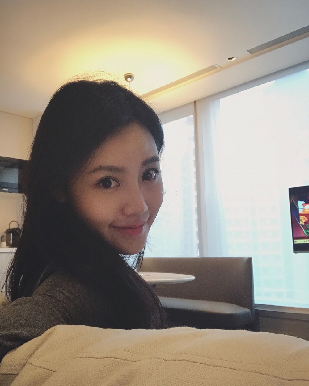 713b1b2bgy1fdlhcgw38fj21sg28j1kx