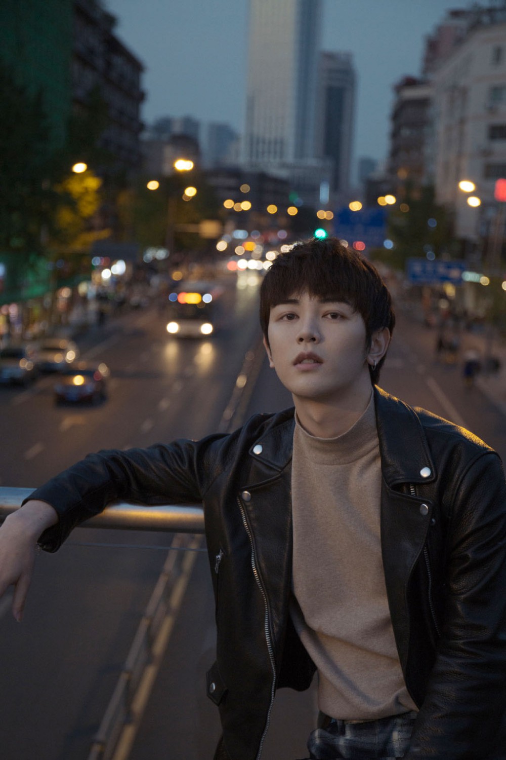 7ca253f7gy1flejv70fohj22kw3vckjt